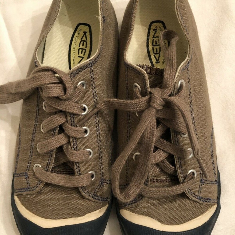 Keen Womens Size 4 US 37 EU 100% Vulcanized Footwe